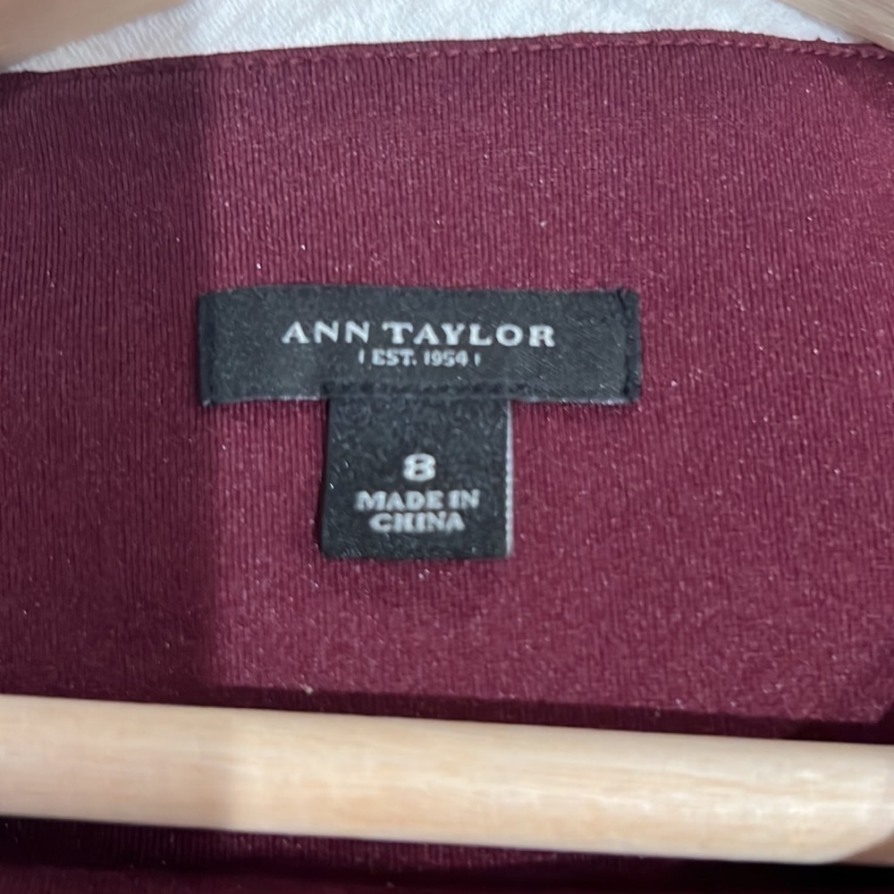 Ann Taylor textured cowl neck shell sleeveless top - Picture 4 of 4